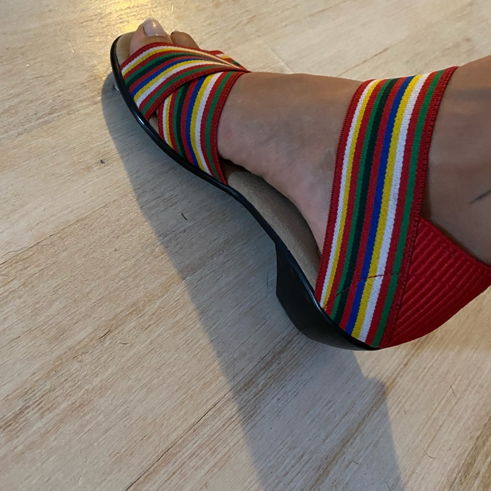 🌈 Rainbow sandals